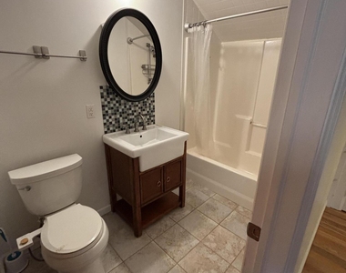 165 Lake Avenue - Photo Thumbnail 23