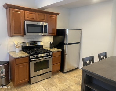 165 Lake Avenue - Photo Thumbnail 1