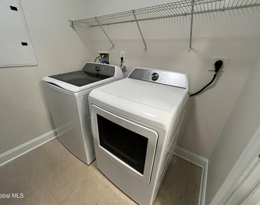 60 Weibel Avenue - Photo Thumbnail 7