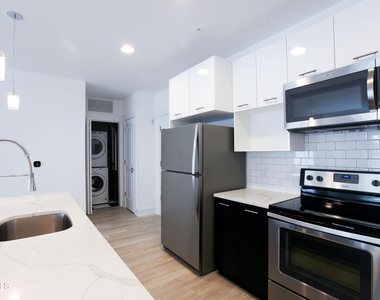 21 Whistler Court - Photo Thumbnail 3