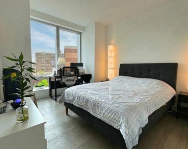 252 South Street - Photo Thumbnail 3