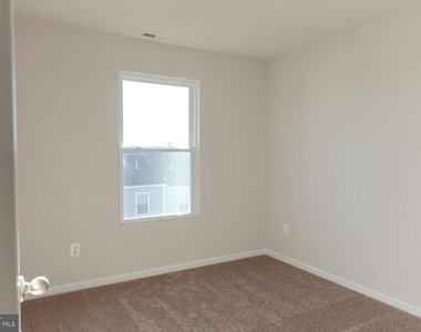 104 Cramsford Street - Photo Thumbnail 9
