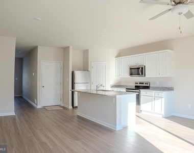 104 Cramsford Street - Photo Thumbnail 5