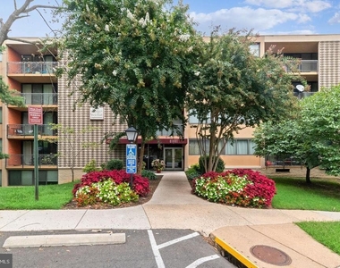 8 S Van Dorn Street - Photo Thumbnail 15