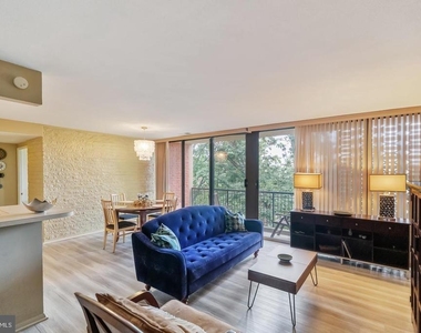 8 S Van Dorn Street - Photo Thumbnail 1