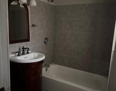 21 W Maple Street - Photo Thumbnail 5