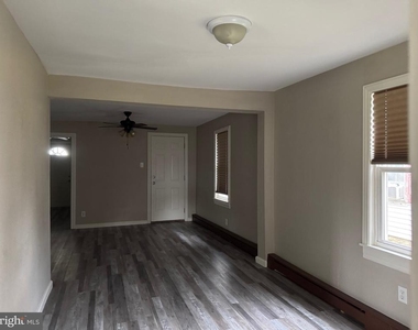 21 W Maple Street - Photo Thumbnail 4