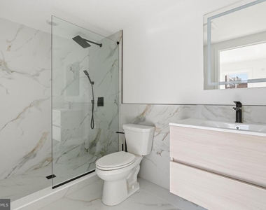 208 Vine Street - Photo Thumbnail 12