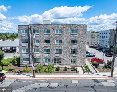 6649 Ridge Avenue - Photo Thumbnail 11