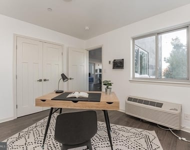 6649 Ridge Avenue - Photo Thumbnail 8