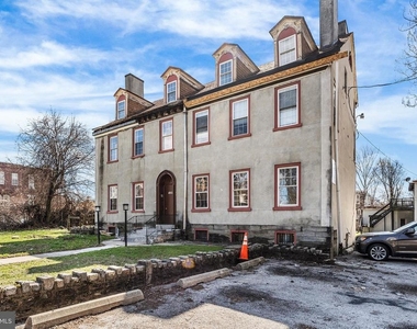 4908 Germantown Avenue - Photo Thumbnail 5