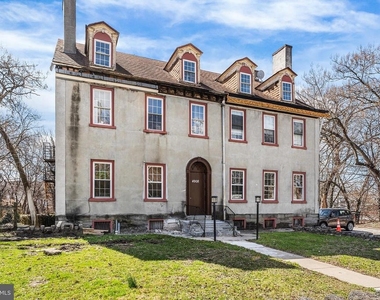 4908 Germantown Avenue - Photo Thumbnail 4