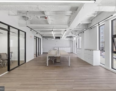 915 N Broad Street - Photo Thumbnail 34