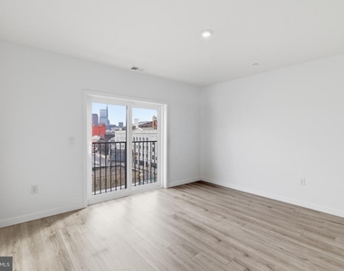 915 N Broad Street - Photo Thumbnail 7