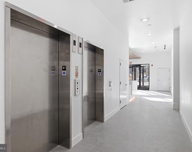 915 N Broad Street - Photo Thumbnail 11