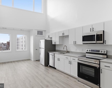 915 N Broad Street - Photo Thumbnail 3