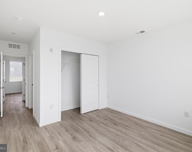 915 N Broad Street - Photo Thumbnail 11