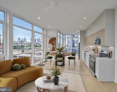 815 - 17 Poplar Street - Photo Thumbnail 1