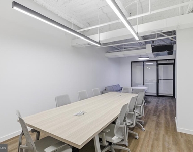 915 N Broad Street - Photo Thumbnail 39