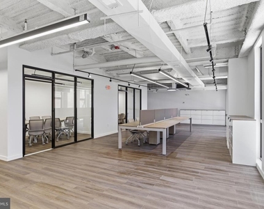 915 N Broad Street - Photo Thumbnail 20