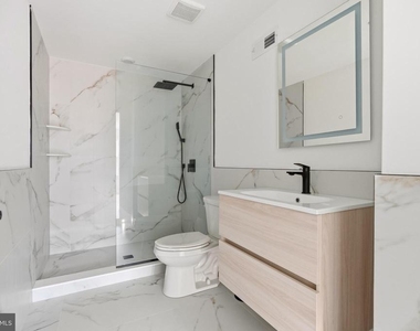 208 Vine Street - Photo Thumbnail 10