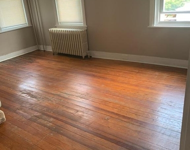 7324 Tabor Avenue - Photo Thumbnail 6