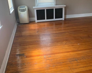 7324 Tabor Avenue - Photo Thumbnail 2