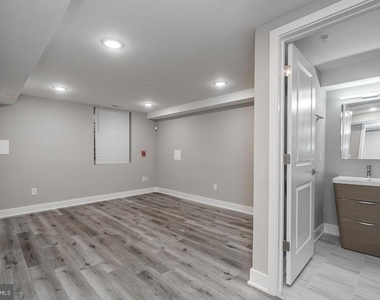 616 N Union Street - Photo Thumbnail 16