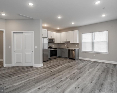 616 N Union Street - Photo Thumbnail 2