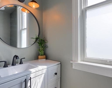 136 E Harrisburg Avenue - Photo Thumbnail 11