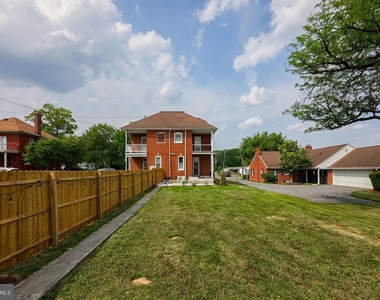 136 E Harrisburg Avenue - Photo Thumbnail 53
