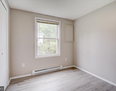 1869 Johnson Road - Photo Thumbnail 12