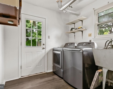 116 Eaton Place - Photo Thumbnail 10