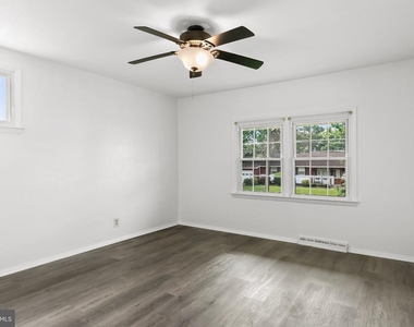 116 Eaton Place - Photo Thumbnail 17