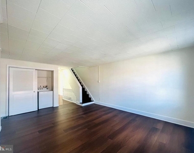 336 Barclay Street - Photo Thumbnail 4