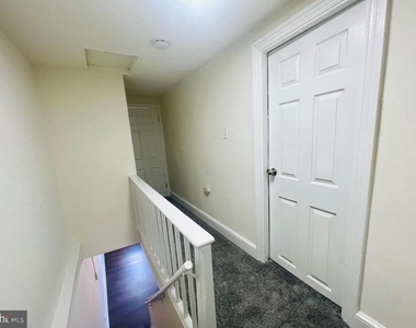 336 Barclay Street - Photo Thumbnail 12