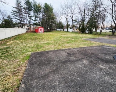 80 E Main Street - Photo Thumbnail 9