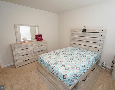 1712 Severn Street - Photo Thumbnail 50