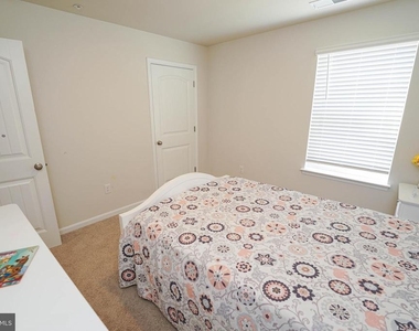 1712 Severn Street - Photo Thumbnail 45