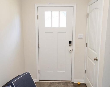 1712 Severn Street - Photo Thumbnail 7