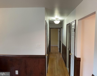 6920 Groveton Drive - Photo Thumbnail 10