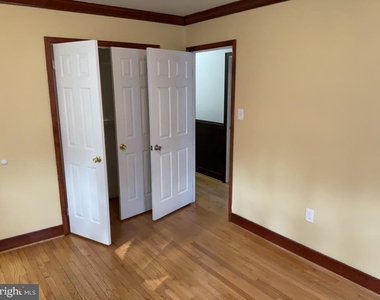 6920 Groveton Drive - Photo Thumbnail 13