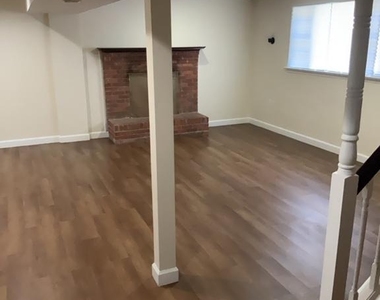 6920 Groveton Drive - Photo Thumbnail 17