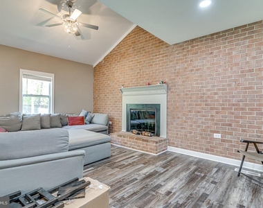 11315 Demmy Way - Photo Thumbnail 9