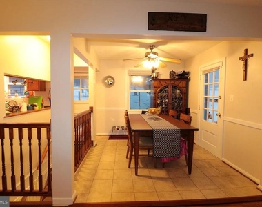 13904 Mills Avenue - Photo Thumbnail 6