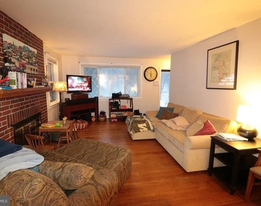 13904 Mills Avenue - Photo Thumbnail 7