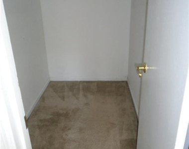 5595 Quietwood Place - Photo Thumbnail 7