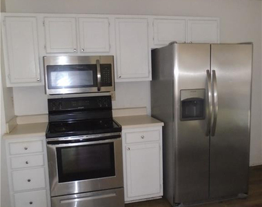 5595 Quietwood Place - Photo Thumbnail 4