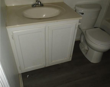 5595 Quietwood Place - Photo Thumbnail 16