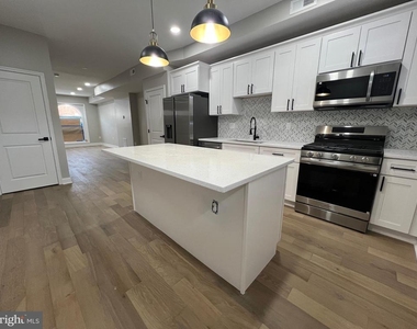 717 N Collington Avenue - Photo Thumbnail 10